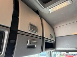 Renault T 380 + 19t + lift + euro 6