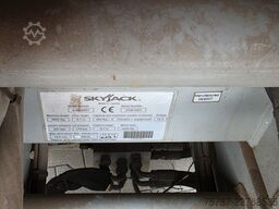 Skyjack SJ6832RT 4x4 Diesel, neuer Motor!!!