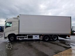 Volvo FH 13.500 Globetrotter XL 6x2 - Carrier Frigo B...