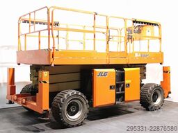 JLG 330 LRT
