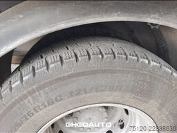 IVECO 60C15 FURGONE ISOTERMICO CON GRUPPO REFRIGIRANTE E SPONDA POSTERIORE CARICATRICE