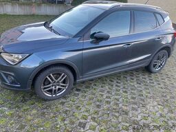 SEAT ARONA TGI FR