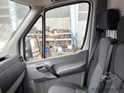 Mercedes-Benz Sprinter 319 Kühlkoffer Carrier 350 TÜV