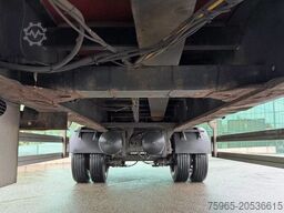 PACTON TBD 122 TAIL LIFT STEERING AXLE 1075x250x230 INS