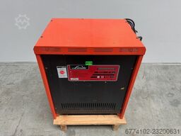 Linde E20PL-02 + Ladegerät 3516 --EK