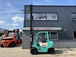 YANG FD-25 Triplo 440 Freelift / 3e functie Isuzu Diesel 1998