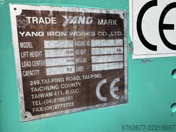 YANG FD-25 Triplo 440 Freelift / 3e functie Isuzu Diesel 1998