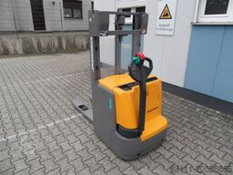 Jungheinrich EJC 212 - TOP-Batterie - aufgearbeitet