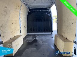 Renault Master T33 135 L2H2 Navigatie + Trekhaak