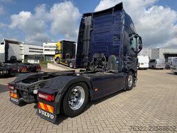 Volvo FH 460 GLOBETROTTER XL / DYNAMIC STEERING / I-P...