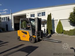 Jungheinrich EFG S30 4.7m/ 4v/ 5379h