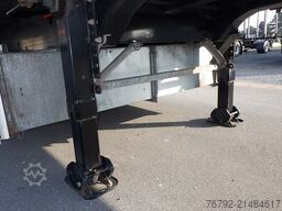 KRONE SDP 27 Tautliner/Edscha/Lift/Pa.-Ka./LASI Geträn