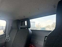 MITSUBISHI Fuso Canter 7C18 Maschinen Transporter 23.479 km