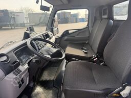 MITSUBISHI Fuso Canter 7C18 Maschinen Transporter 23.479 km