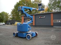 JLG JLG N40E  Gelenkteleskoparbeitsbühne 14 m