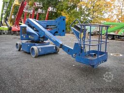 JLG JLG N40E  Gelenkteleskoparbeitsbühne 14 m