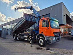 Mercedes-Benz Actros 3241 8X4 Containersysteem/ 20T HMF crane...
