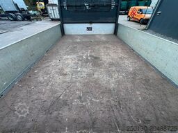 PEUGEOT Boxer DoKa Pritsche HDi 160 4x2