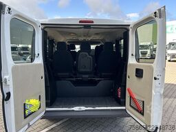 Peugeot Boxer 330 2.2 HDI L1H1 Premium / 204 dkm / 9 Se...