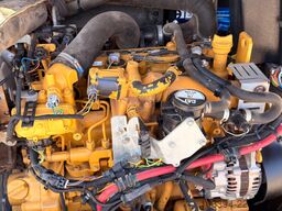 Caterpillar 908M - Quick Coupler / Automatic Greasing / For...