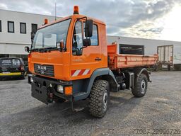 MAN L2000 4x4 10.220 + Army Shelter container