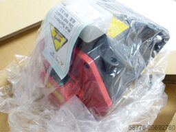 Fanuc A06B-0266-B100 AC Servo Motor + A860-2000-T301 SN: C048A9213 - ! -