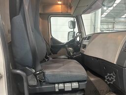 Volvo FL 240 VERHUISWAGEN / CAMION DE DÉMÉNAGEMENT