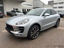 PORSCHE Macan Turbo 3,6L V6 PANO/BOSE/CARBON/ALCANTARA
