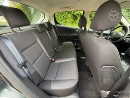PEUGEOT 207 Tendance  1.4  VTi 70 kw 5 Türig Klima Eu5