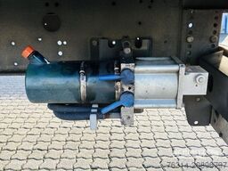 Schmitz Cargobull Curtainsider Mega Getränke