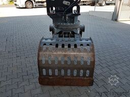 SENNEBOGEN 817E / nur: 1.374h / 2019 / Sortiergreifer