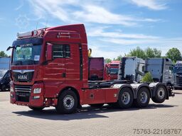 MAN TGX 35.500 8x4*4 - Hyva Hooklift - Custom inter...