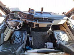MAN TGX 35.500 8x4*4 - Hyva Hooklift - Custom inter...