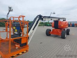 JLG 800AJ