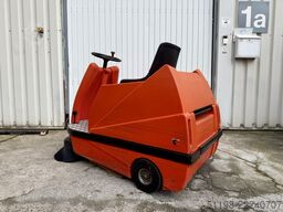 Stolzenberg Twin Top TT 1100 / E Aufsitzkehrmaschine