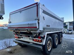 Maur Triple-Axle Trailer