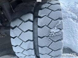 CAT M314F wheeled excavator w/ two buckets, Gigant tra