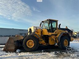 Volvo L110F wheel loader with bucket