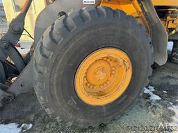 Volvo L110F wheel loader with bucket