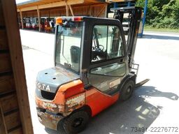 Toyota 02-8FDF25 Triplex + SS + ZV + Kabine