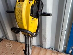 Atlas Copco Cobra PRO – młot spalinowy wyburzeniowy Atlas Copco Cobra PRO – młot spalinowy wyburzeniowy