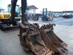 Terex TC75 mit 5 Löffel