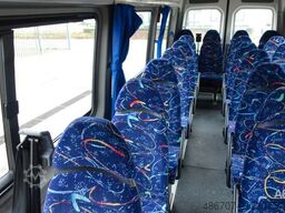 VOLKSWAGEN Crafter 2.5 TDI 23-Sitze