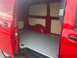 MERCEDES-BENZ Vito 110 LANG 6G KLIMA TEMPOMAT 3-SITZER PDC AHK