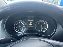 MERCEDES-BENZ Vito 110 LANG 6G KLIMA TEMPOMAT 3-SITZER PDC AHK
