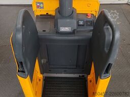 Jungheinrich ERE 225 batt2025/ 2t