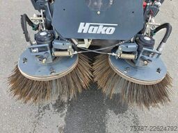 HAKO Citymaster 600 mit 2 Besen,Mähwerk,Winterdienst