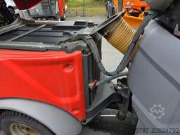 HAKO Citymaster 600 mit 2 Besen,Mähwerk,Winterdienst