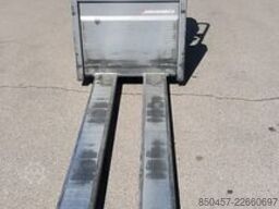 Jungheinrich ECE 225 / 2022y/