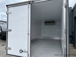 Mercedes-Benz Atego 1725 4x4 Refrigerator Truck